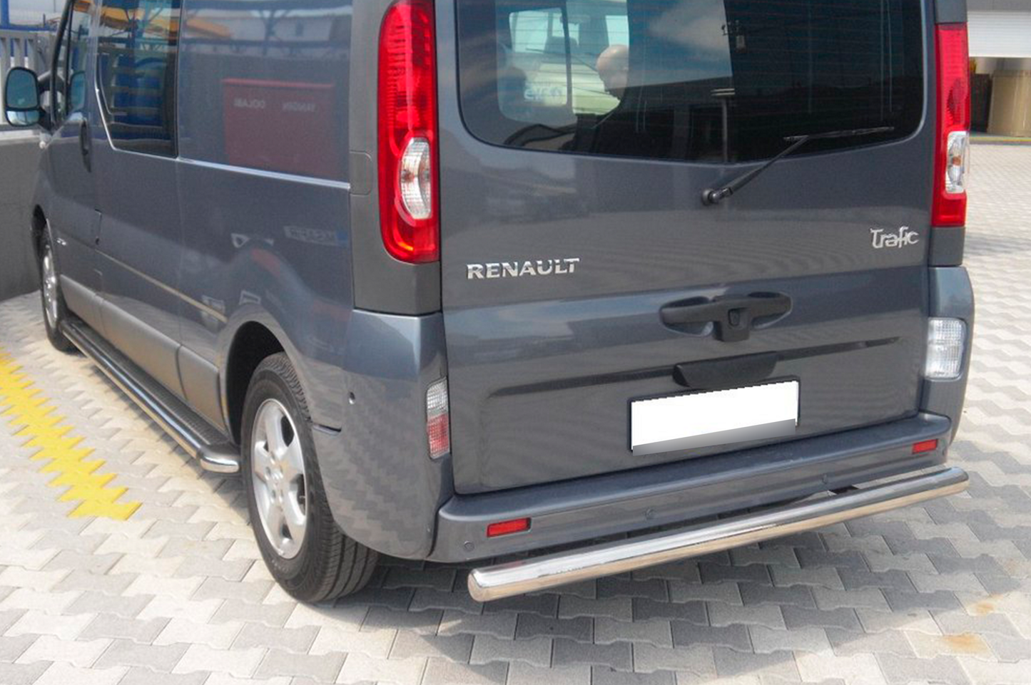 Rear Guard AK002 (Stainless Steel) for Nissan Primastar 2002-2014 - image 1