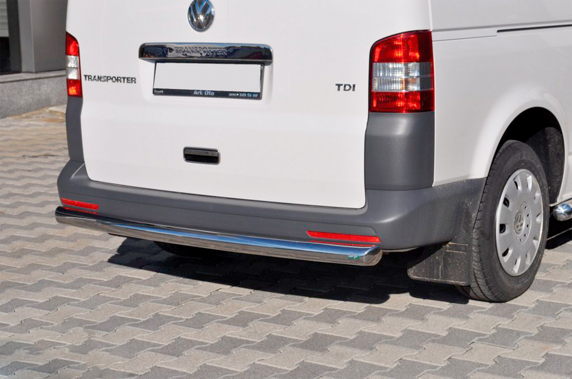 Rear Bar AK002 (Stainless Steel) for Volkswagen T5 Caravelle 2004-2010 - image 3