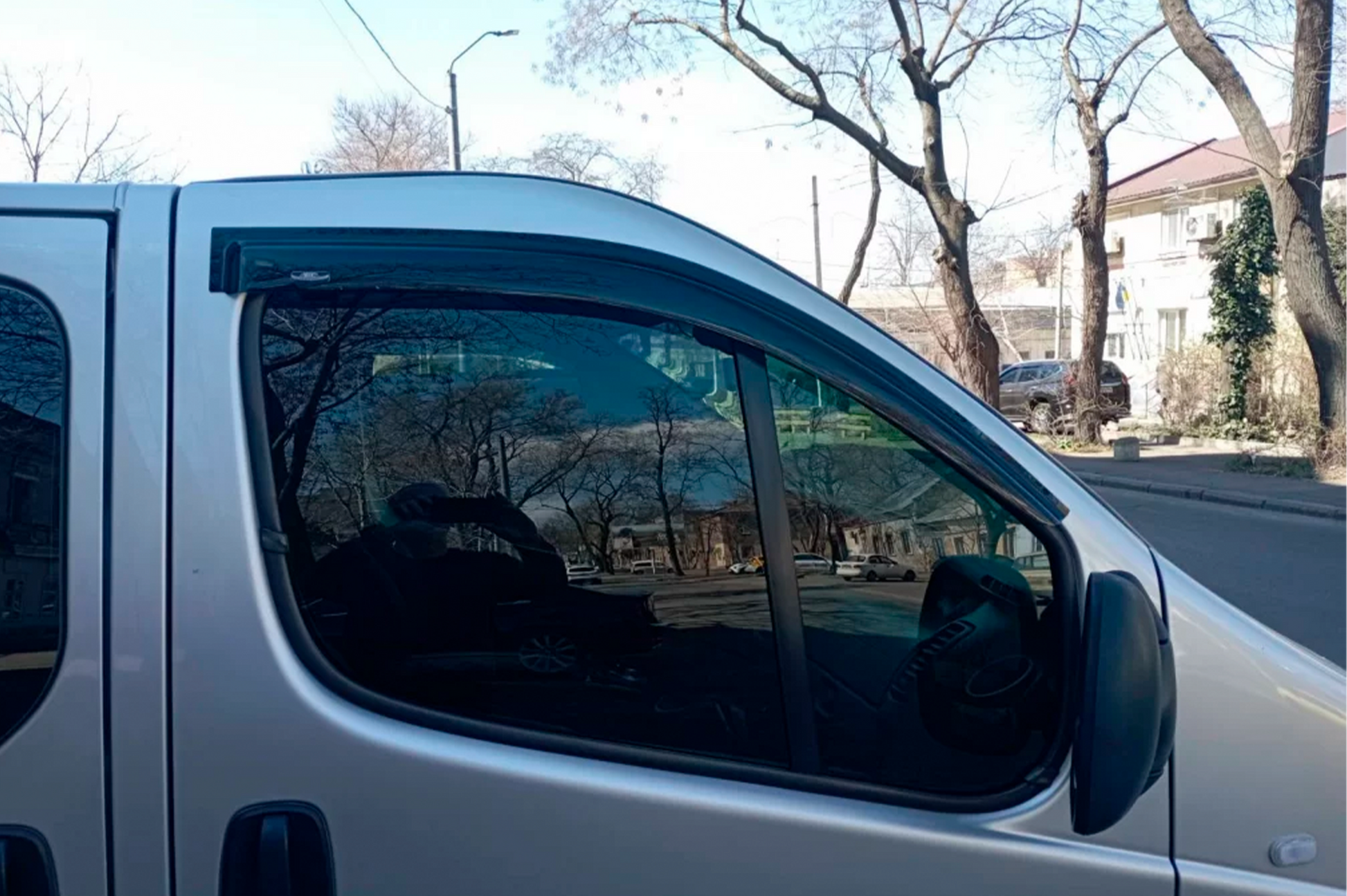 Window Deflectors (2 pcs, HIC) for Nissan Primastar 2002-2014 - image 2