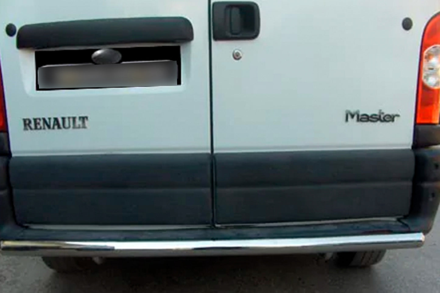 Rear Bar (Stainless Steel) for Renault Master 2011-2023 - image 3
