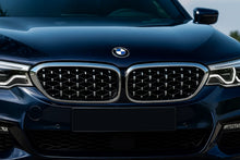 Diamond Silver V1 Grille Inserts (2017-2020, Chrome Trim) for BMW 5 Series G30/G31 2017-2023 - image 1