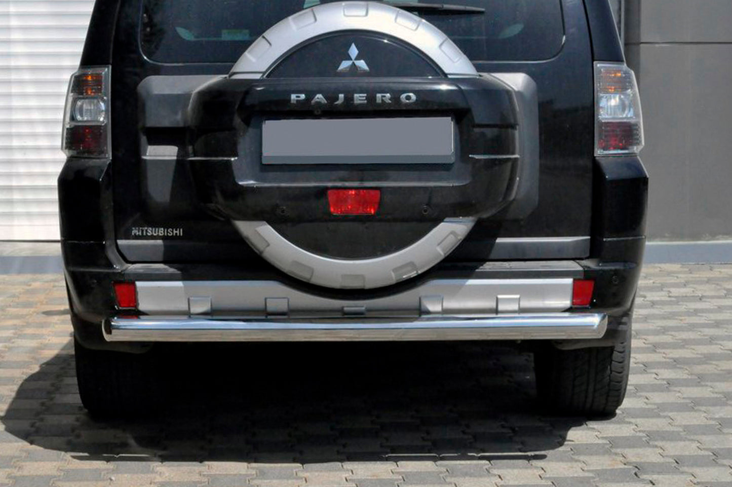 Rear Bar AK002 (Stainless Steel) for Mitsubishi Pajero Wagon IV 2006-2021 - image 1