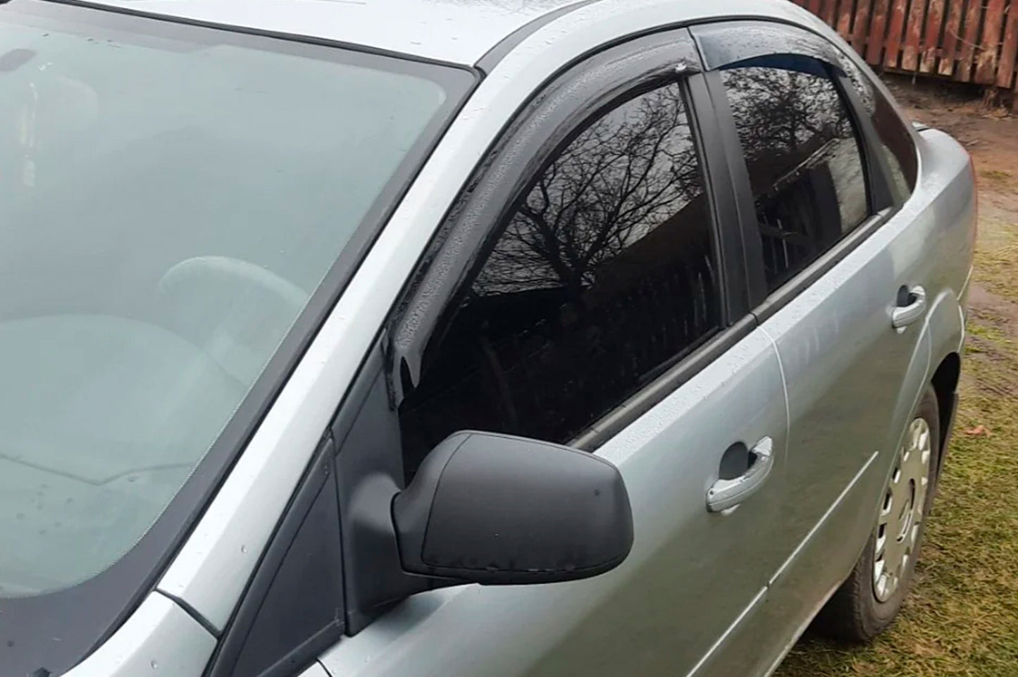 Window Deflectors SD/HB (4 pcs, HIC) for Ford Focus II 2005-2008 - image 1