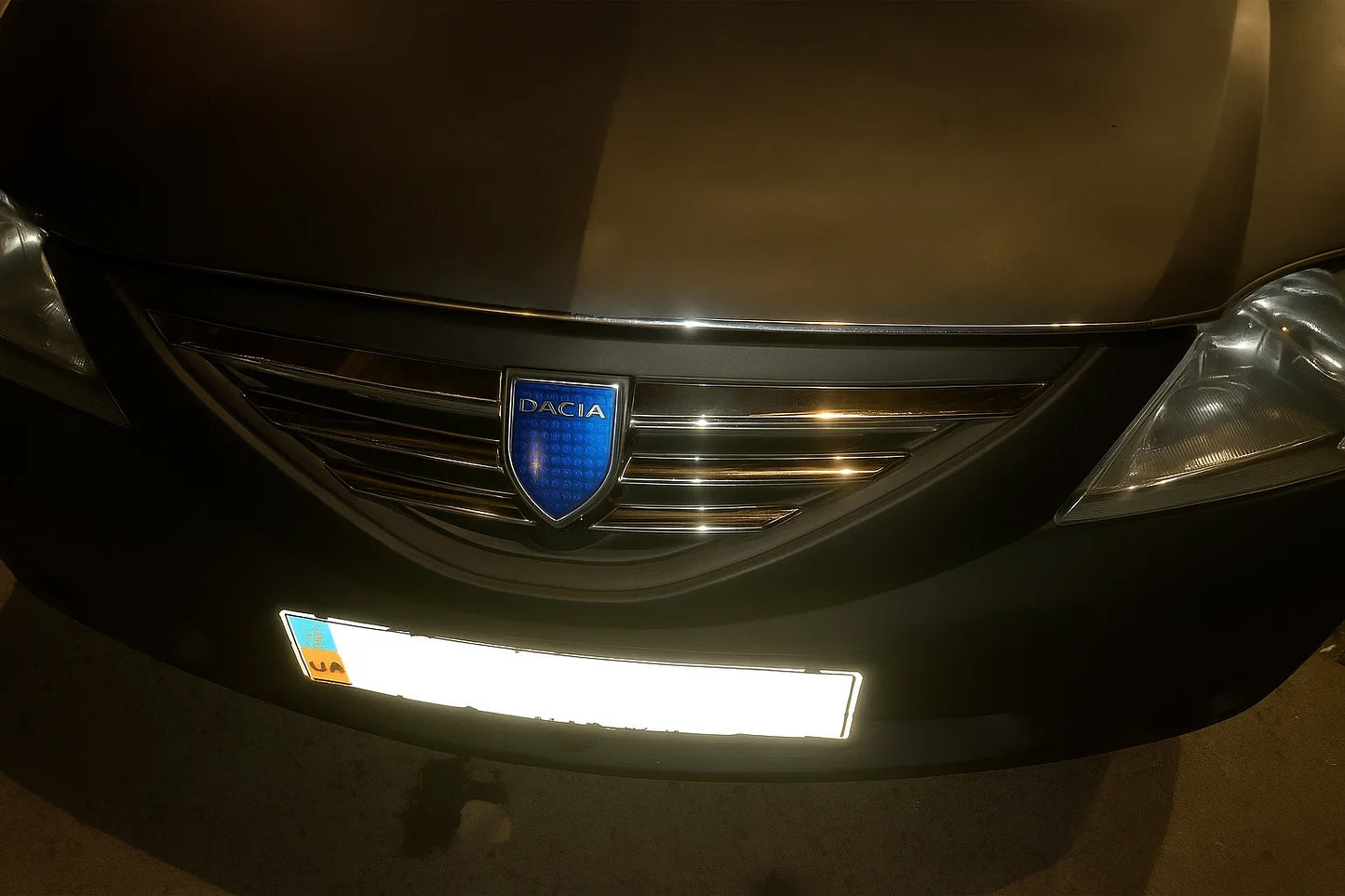 Front Grille Trim Covers 2004-2008 (Stainless Steel) for Dacia Logan MCV 2004-2014 - image 3