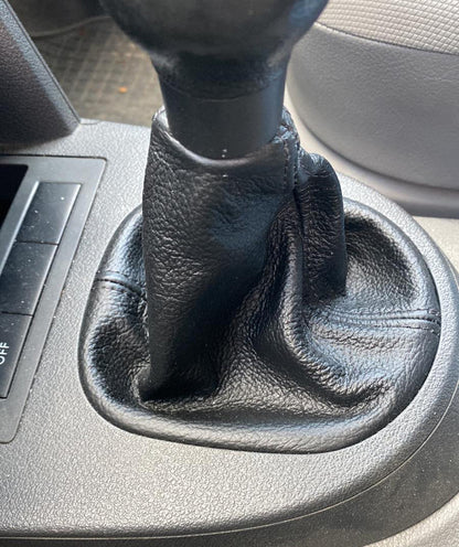 Leather Gear Shift Boot for Volkswagen Caddy 2010-2015 - image 1