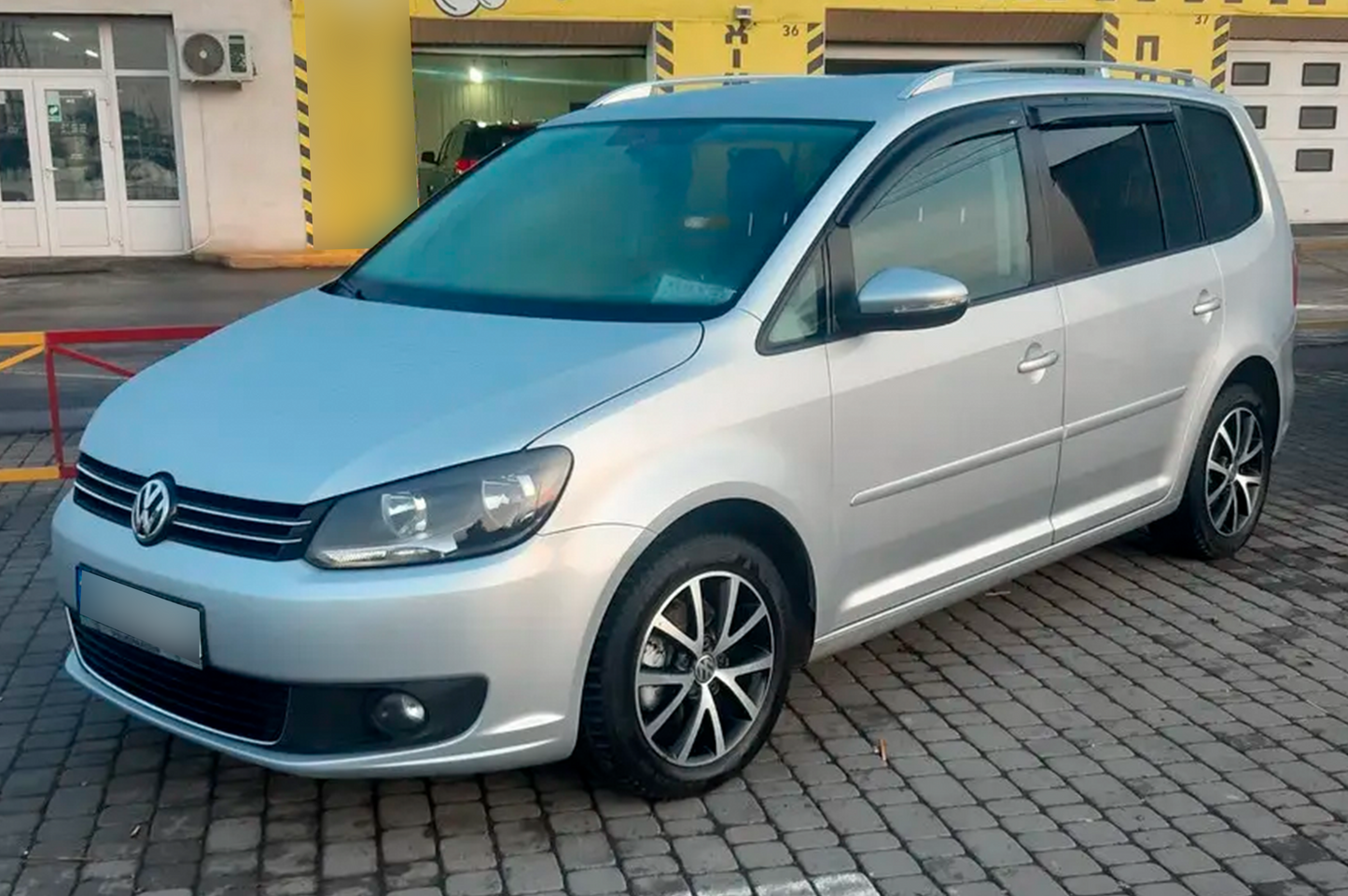 Window Deflectors (4 pcs, HIC) for Volkswagen Touran 2010-2015 - image 7
