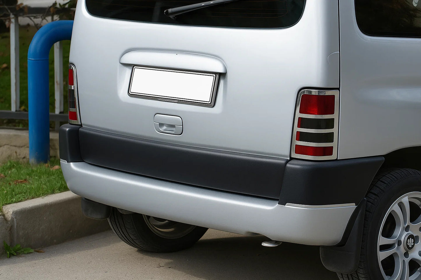 Chrome Tail Light Covers (2 pcs, Stainless Steel) for Peugeot Partner 1996-2008 - image 1