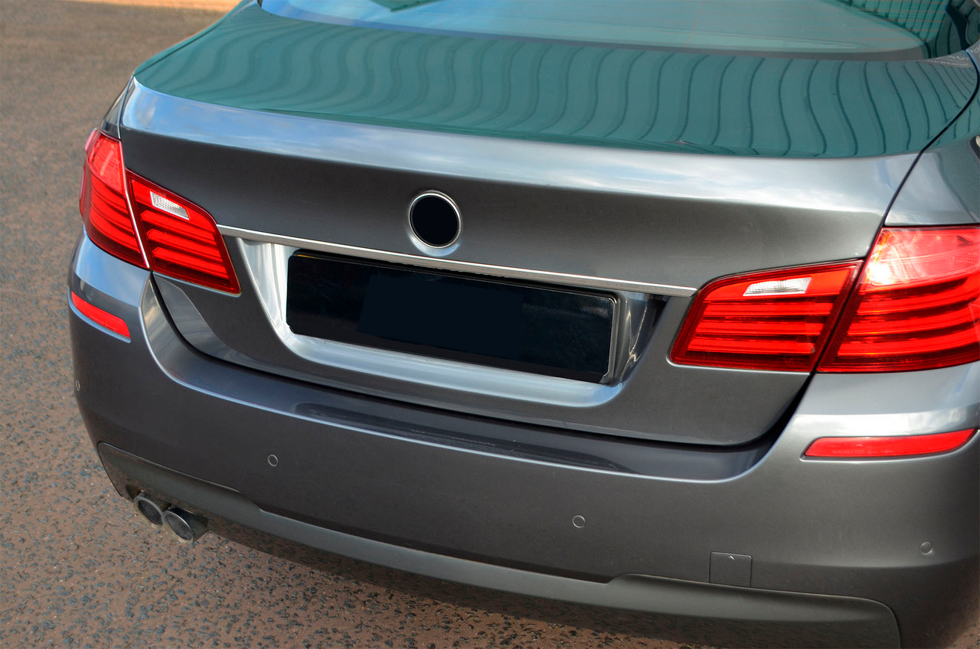 SD Stainless Steel Trim Above License Plate for BMW 5 Series F10/F11 2010–2016 - image 4