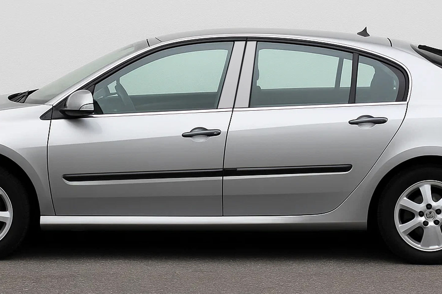 Stainless Steel Door Pillar Trim (4 pcs) for Renault Laguna 2007-2015 - image 1