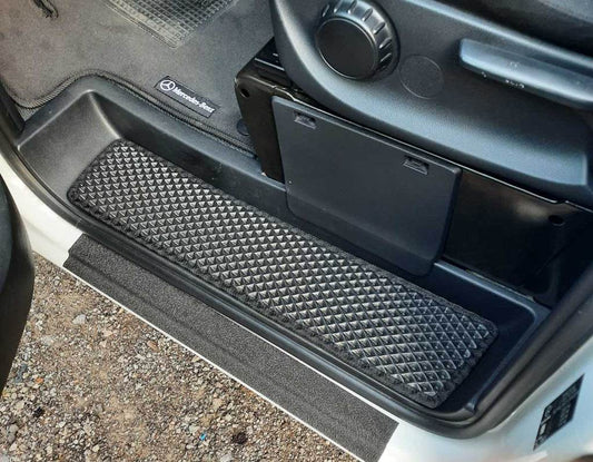 Door sill mats (3 pcs, EVA, black) for Mercedes Vito / V-class W447 2014↗ year - Reelken Auto