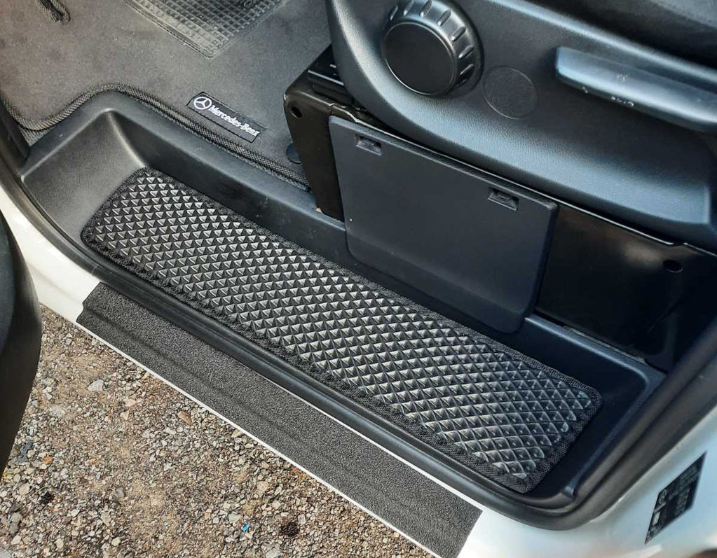 EVA Door Sill Mats (3 pcs, black) for Mercedes Vito/V-class W447 2014- - image 1