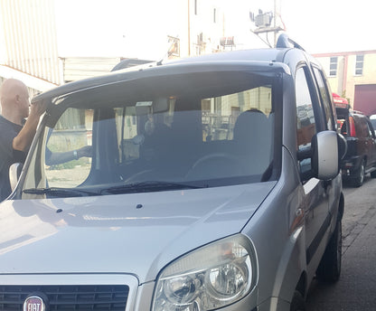 Windshield visor (black gloss, 5mm) for Fiat Doblo I 2001-2005 - image 3