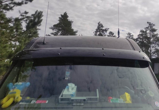 Windshield visor V2 (black gloss, 5mm) for Iveco Daily 2006-2014 - Reelken Auto