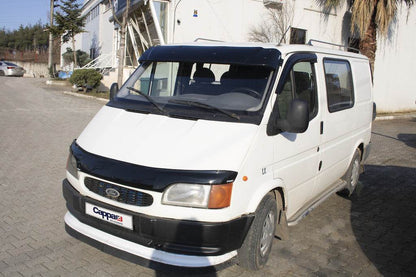 The visor on the windshield (gloss black, 5mm) for Ford Transit 1991-2000 - Reelken Auto