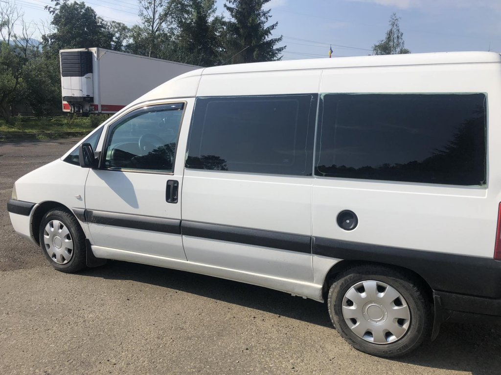 In-channel window deflectors (2 pcs, HIC) for Citroen Jumpy 1996-2007 - image 6