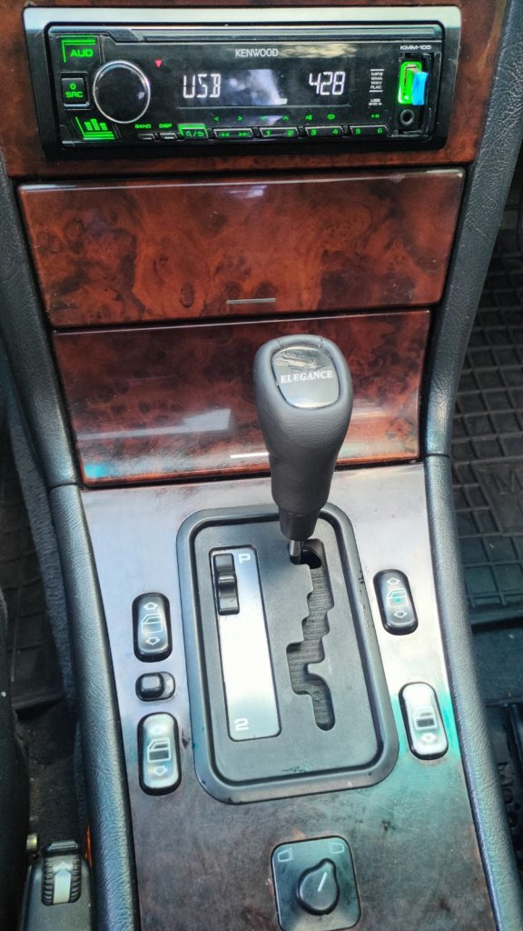 Gear Shift Knob OEM Elegance (Leatherette) for Mercedes C-class W202 1993-2001 - image 5