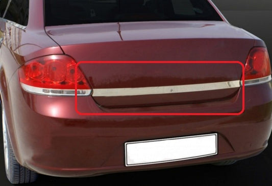 Pad on the trunk lid 2006-2012 (stainless) for Fiat Linea 2006-2018 - image 1