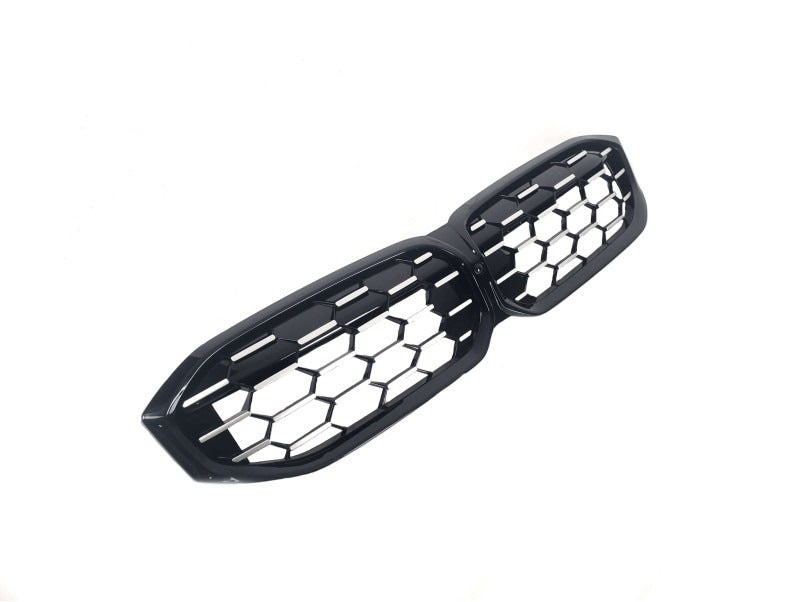 Diamond Silver Kidney Grilles (2022+, black trim) for BMW 3 Series G20/G21 2018- - image 3