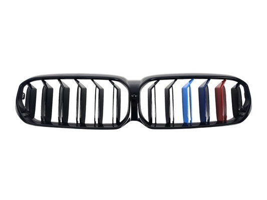 M-Look V1 Kidney Grilles (2021+, M-Color) for BMW 5 Series G30/G31 2017-2023 - image 2