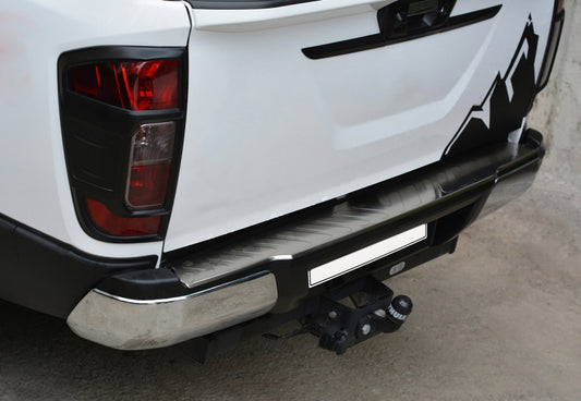 Rear bumper protector stainless steel for Nissan Navara/NP300 2016- - image 1