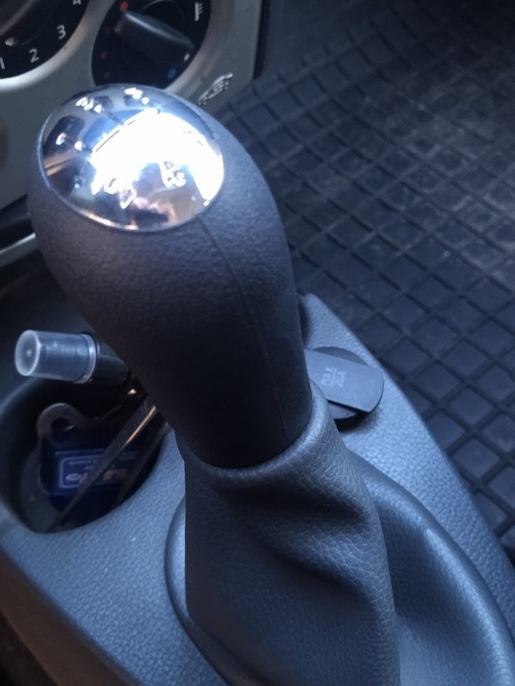 Gear Shift Knob 8200079112 (black with chrome) for Dacia Logan I 2005-2008 - image 3