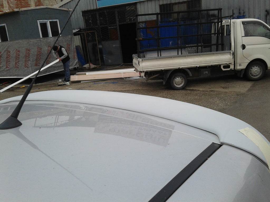 Spoiler (for painting) for Hyundai I-20 2008-2012 - Reelken Auto