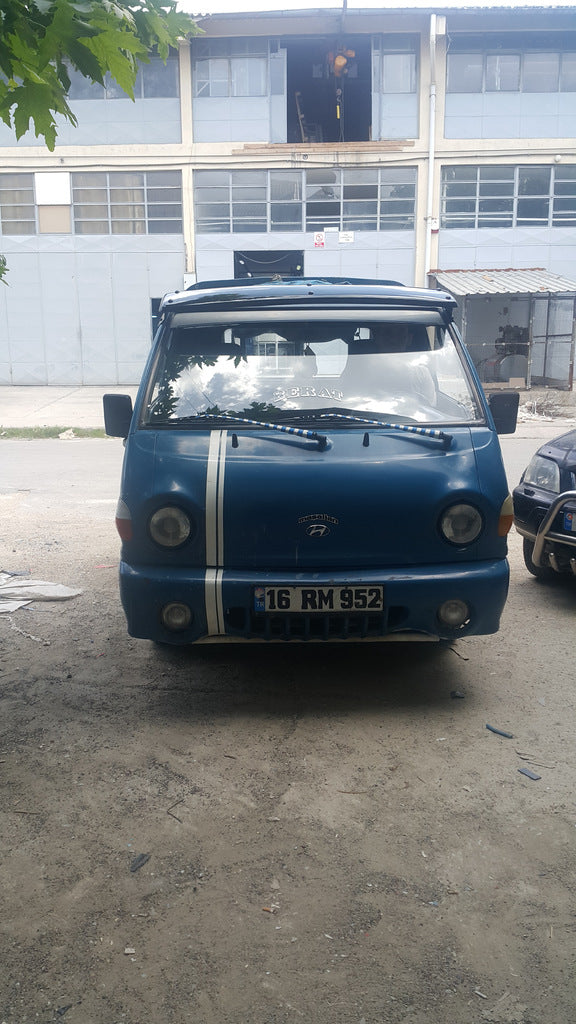 Windshield Visor (black gloss, 5mm) for Hyundai H100 - image 4