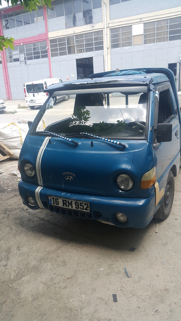 Windshield Visor (black gloss, 5mm) for Hyundai H100 - image 6