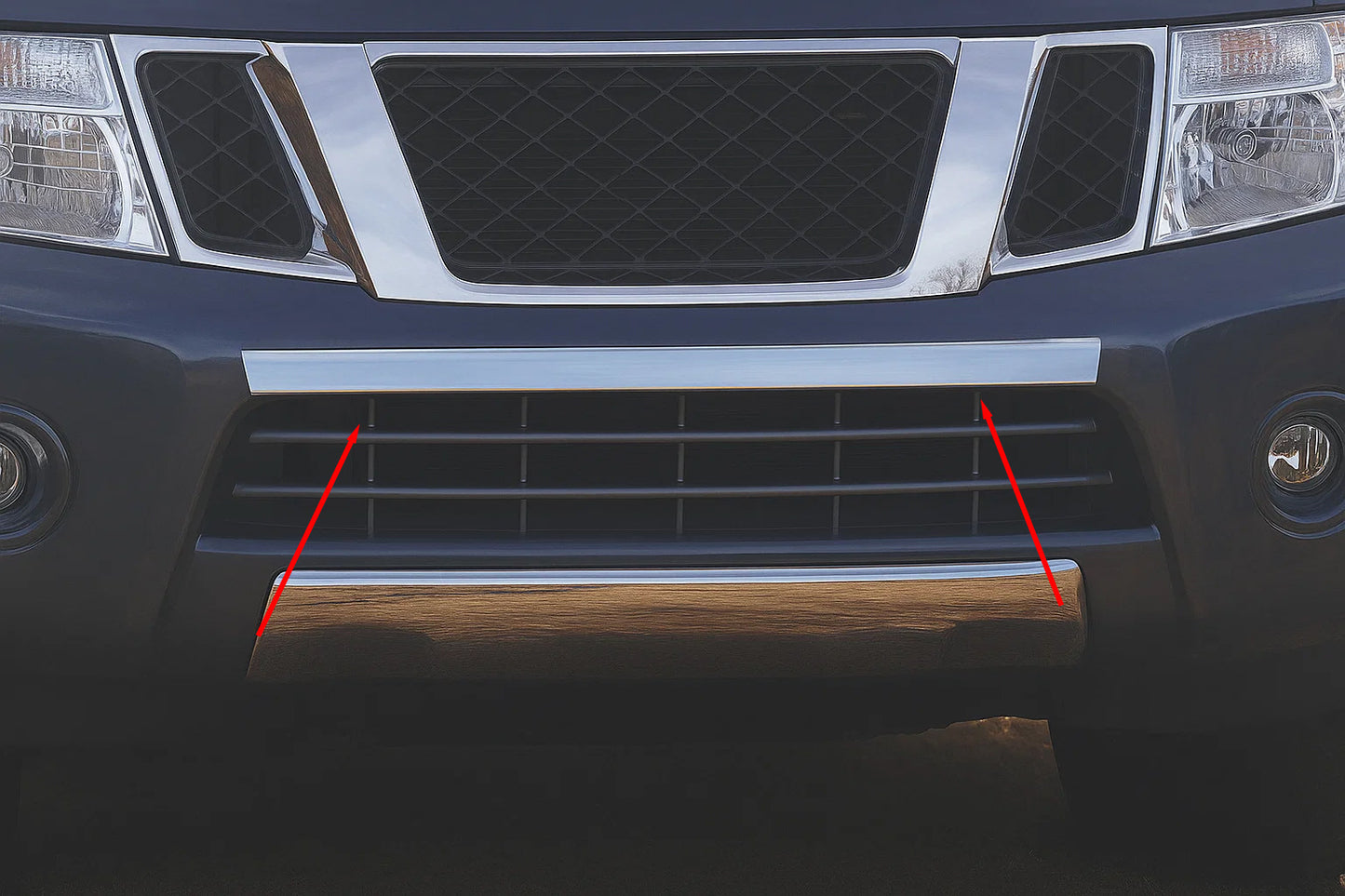 Stainless steel front bumper protector for Nissan Navara 2006-2015 - image 1