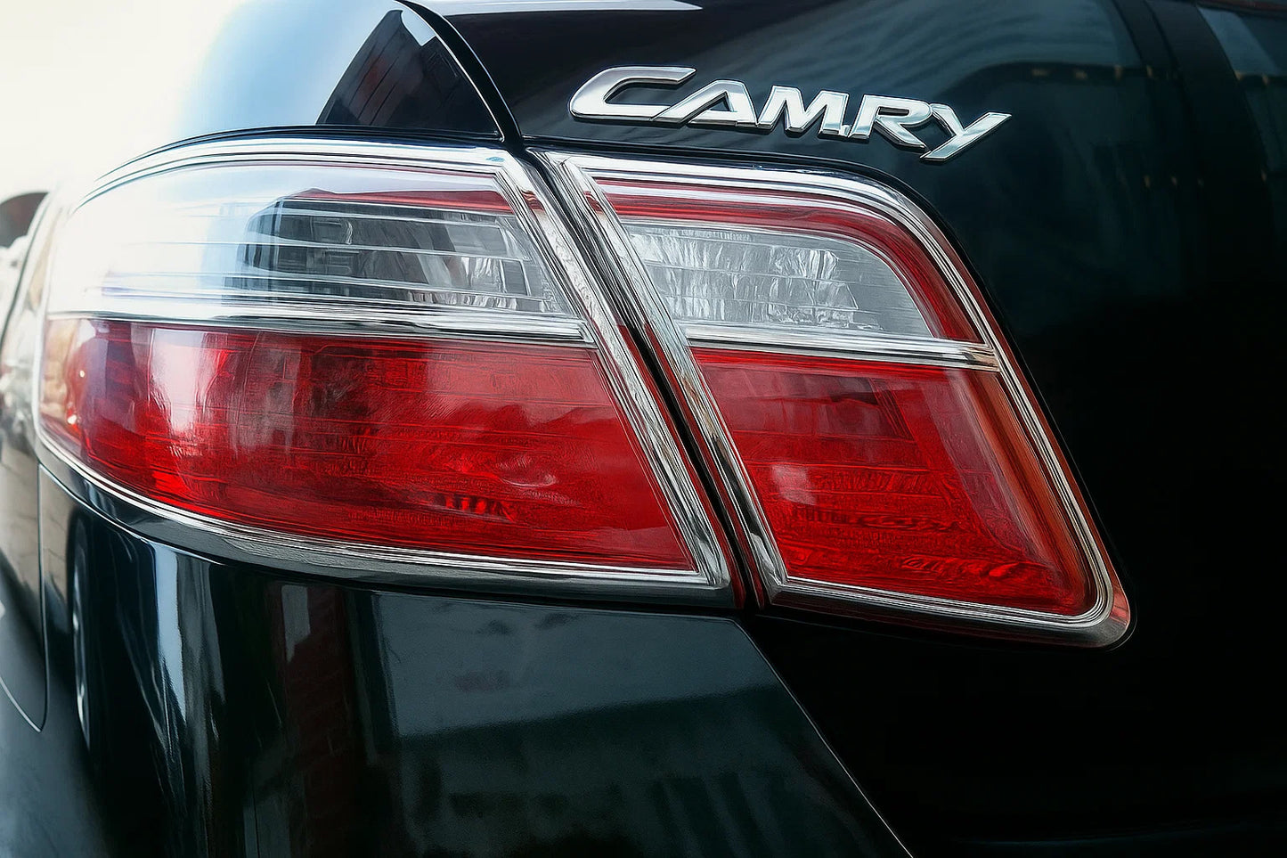 Chrome Tail Light Covers (2 pcs, plastic) for Toyota Camry 2006-2011 - image 3