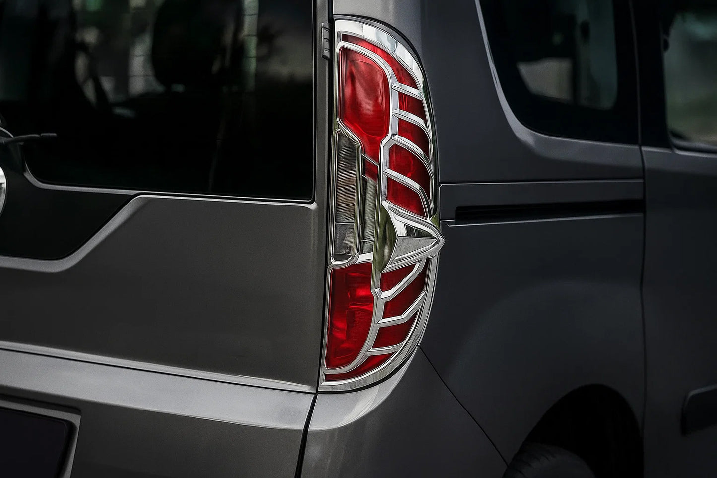 Chrome Tail Light Trim (2015↗, 2 pcs, plastic) for Opel Combo 2012-2018 - image 1