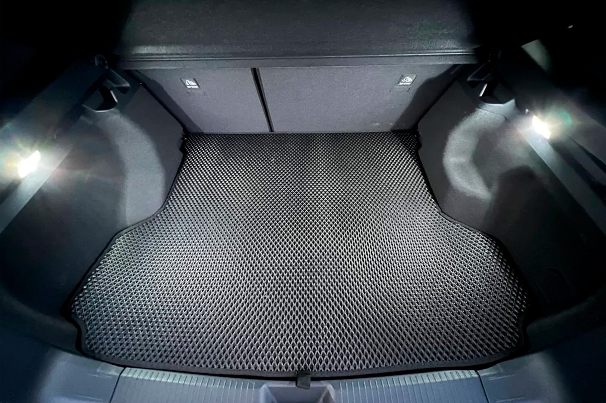 Trunk Mat V2 (EVA, Black) for Volkswagen ID.4 2020- - image 3