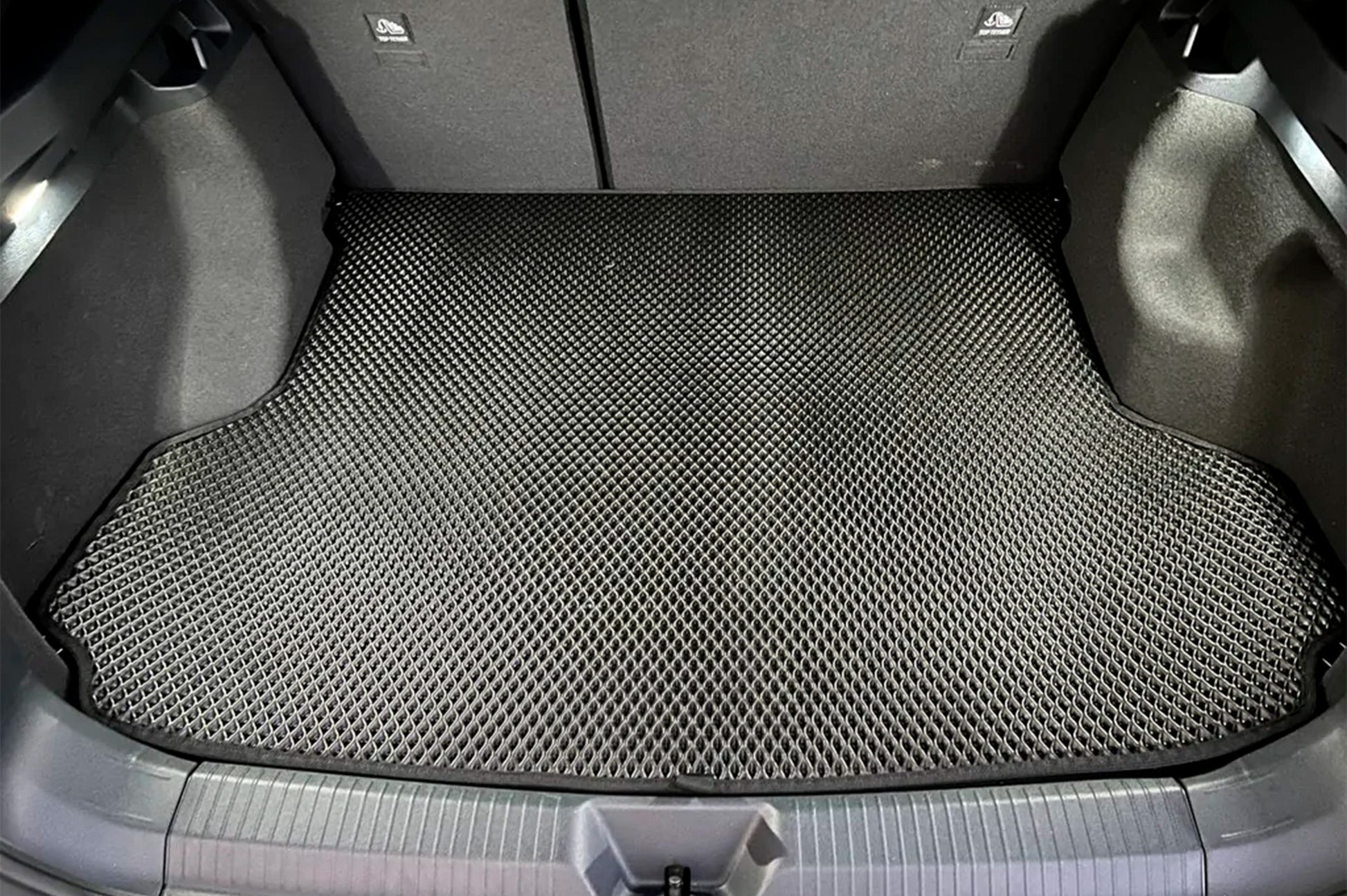 Trunk Mat V2 (EVA, Black) for Volkswagen ID.4 2020- - image 1