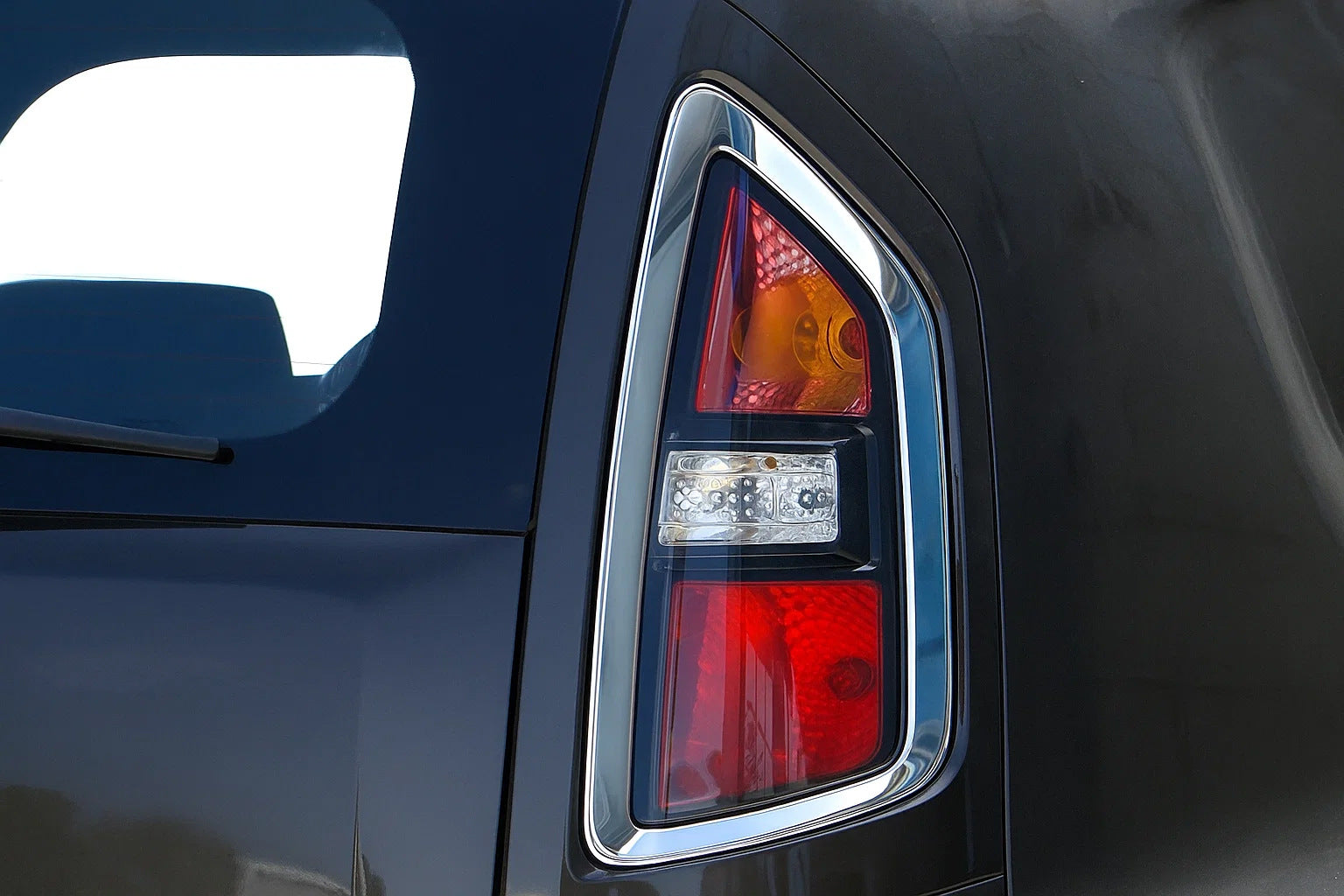 Chrome Tail Light Covers (2 pcs, Stainless Steel) for Kia Soul I 2008-2013 - image 1