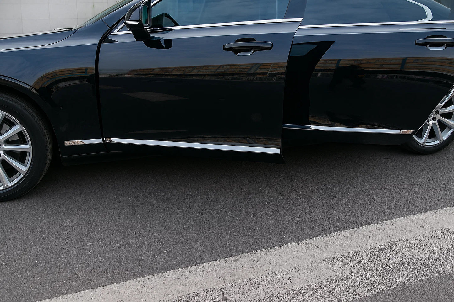Chrome Door Moldings (for V90, Stainless Steel) for Volvo S90/V90 2016- - image 3