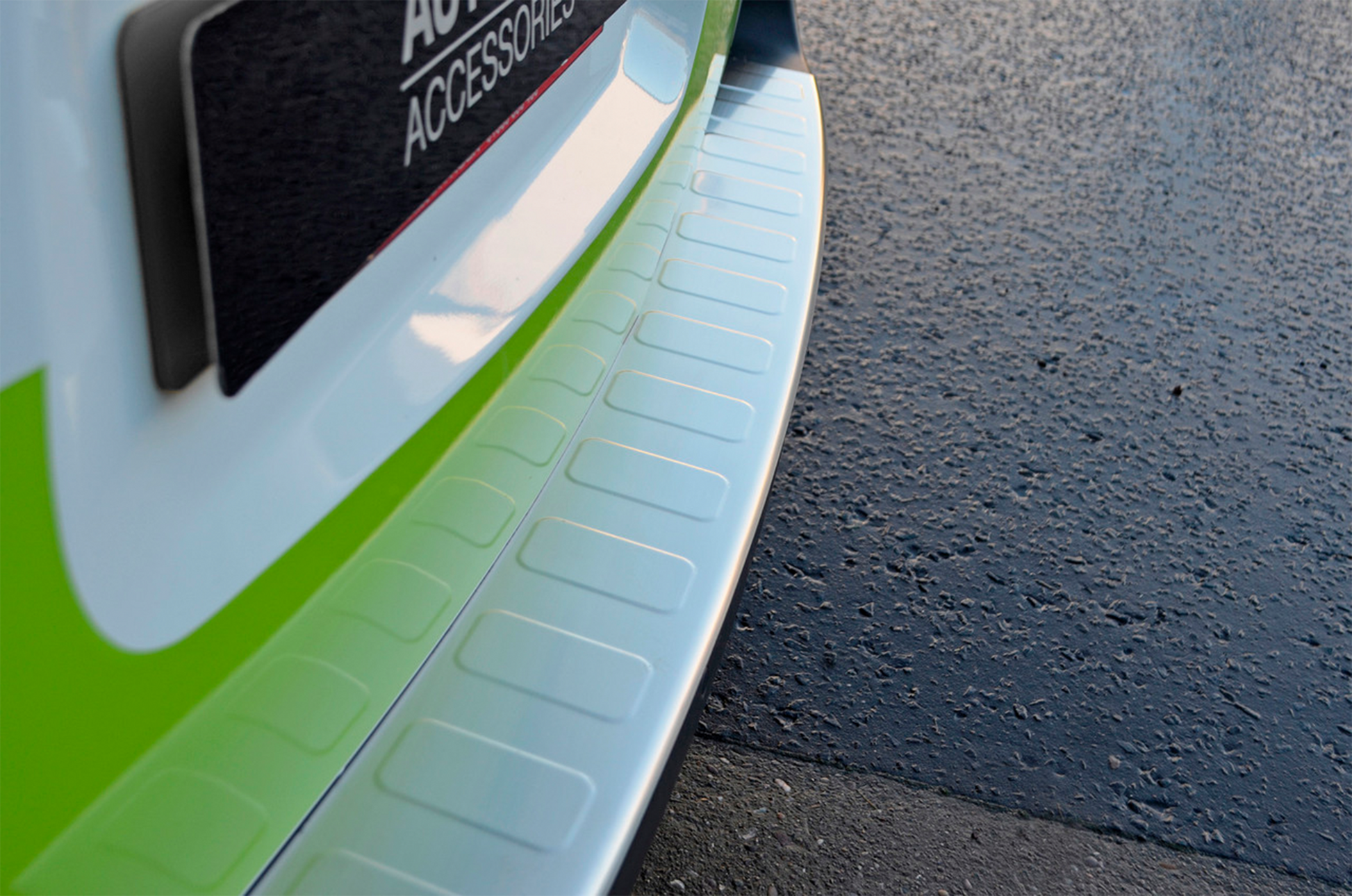Rear Bumper Protector OmsaLine Stainless Steel for Opel Zafira Life 2019- - image 3