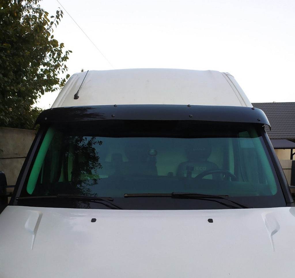 Windshield visor V2 (black gloss, 5mm) for Iveco Daily 2014↗ - Reelken Auto