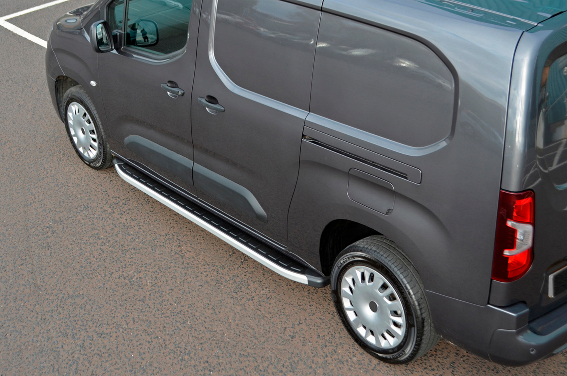 Side Steps Fullmond (2 pcs, Aluminum) for Fiat Doblo III 2023- - image 6