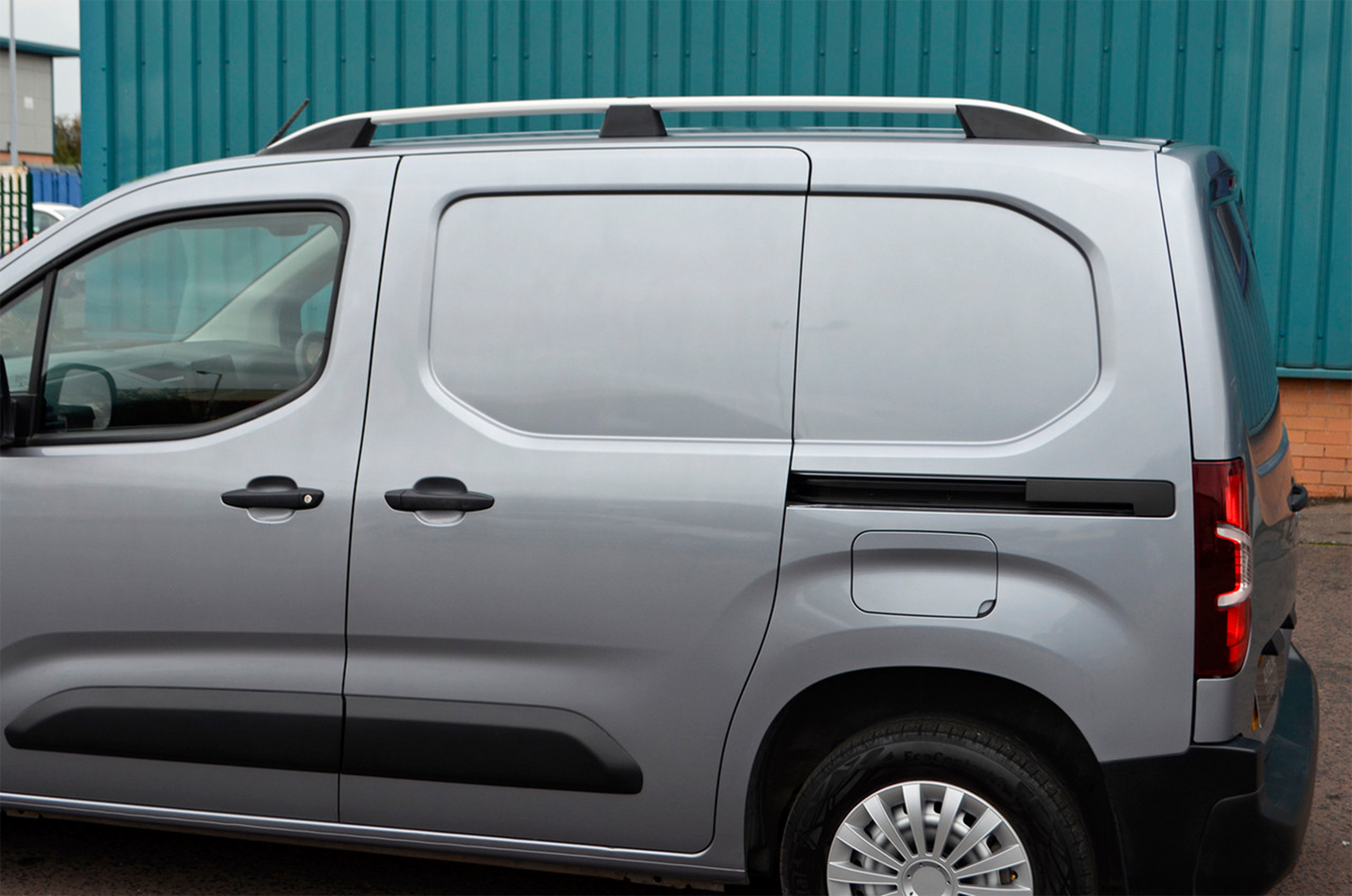 Roof Rails Skyport (silver) for Opel Combo 2019- - image 7