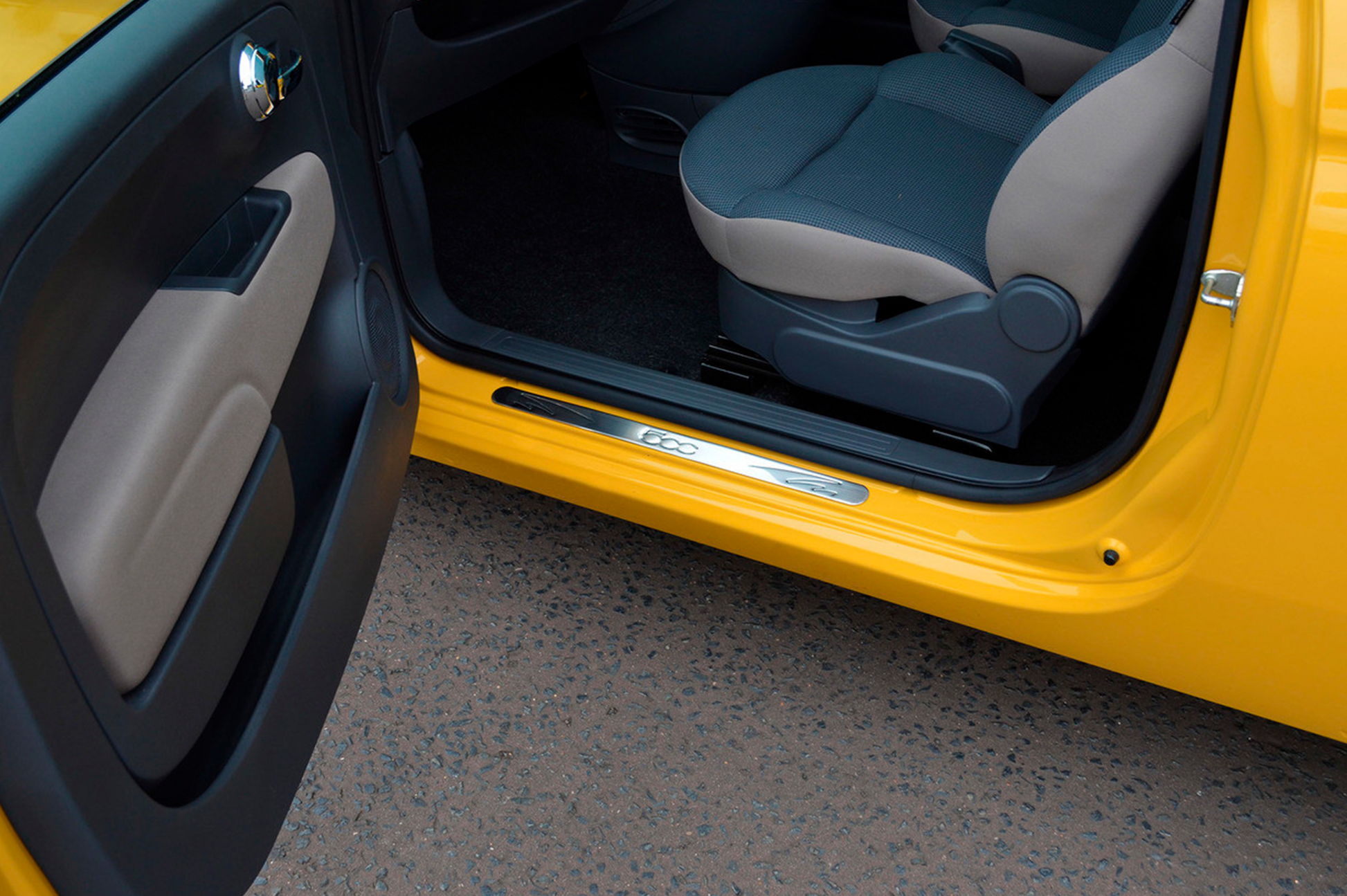 Door Sill Protectors 500 (OmsaLine, 2 pcs, Stainless Steel) for Fiat 500/500L 2013-2022 - image 2