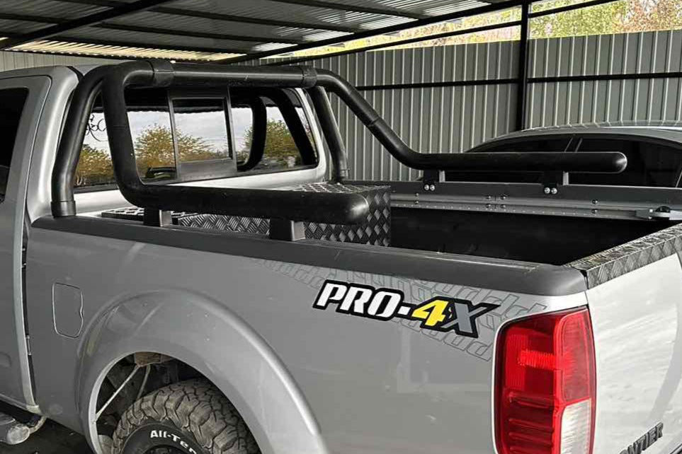 Body roll bar (black) for Nissan Navara/NP300 2016- - image 3