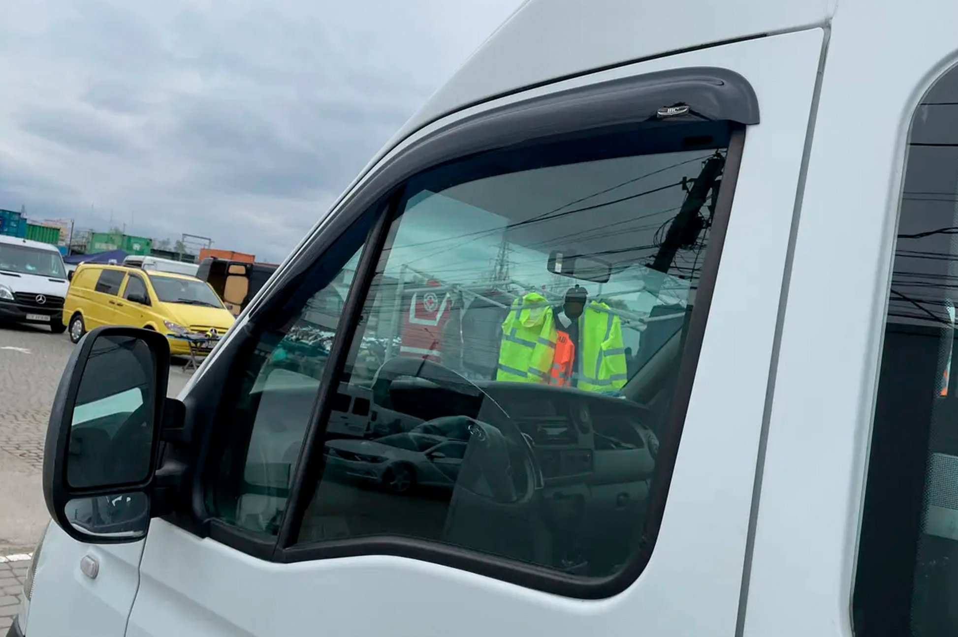 Window Deflectors (2 pcs, HIC) for Iveco Daily 2006-2014 - image 1
