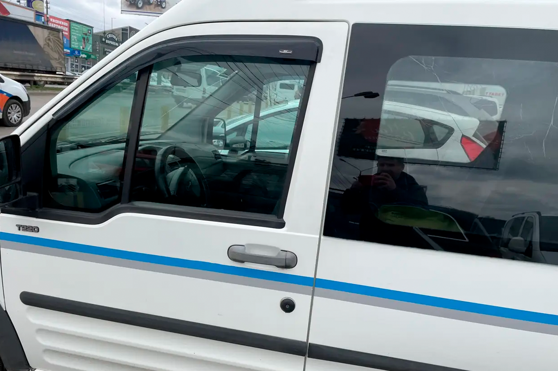 Window Deflectors (2 pcs, HIC) for Ford Connect 2006-2009 - image 2