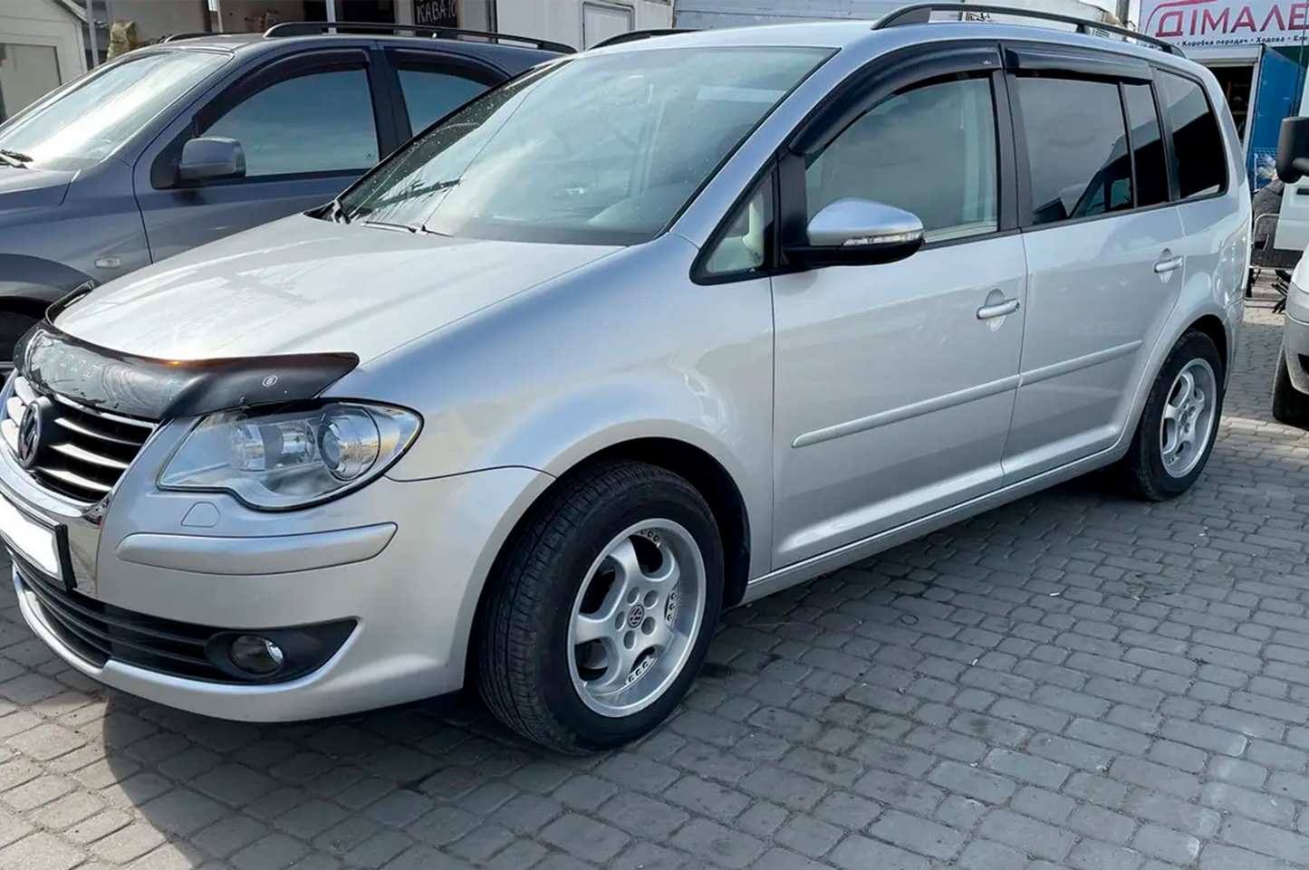 Window Deflectors (4 pcs, HIC) for Volkswagen Touran 2003-2010 - image 4