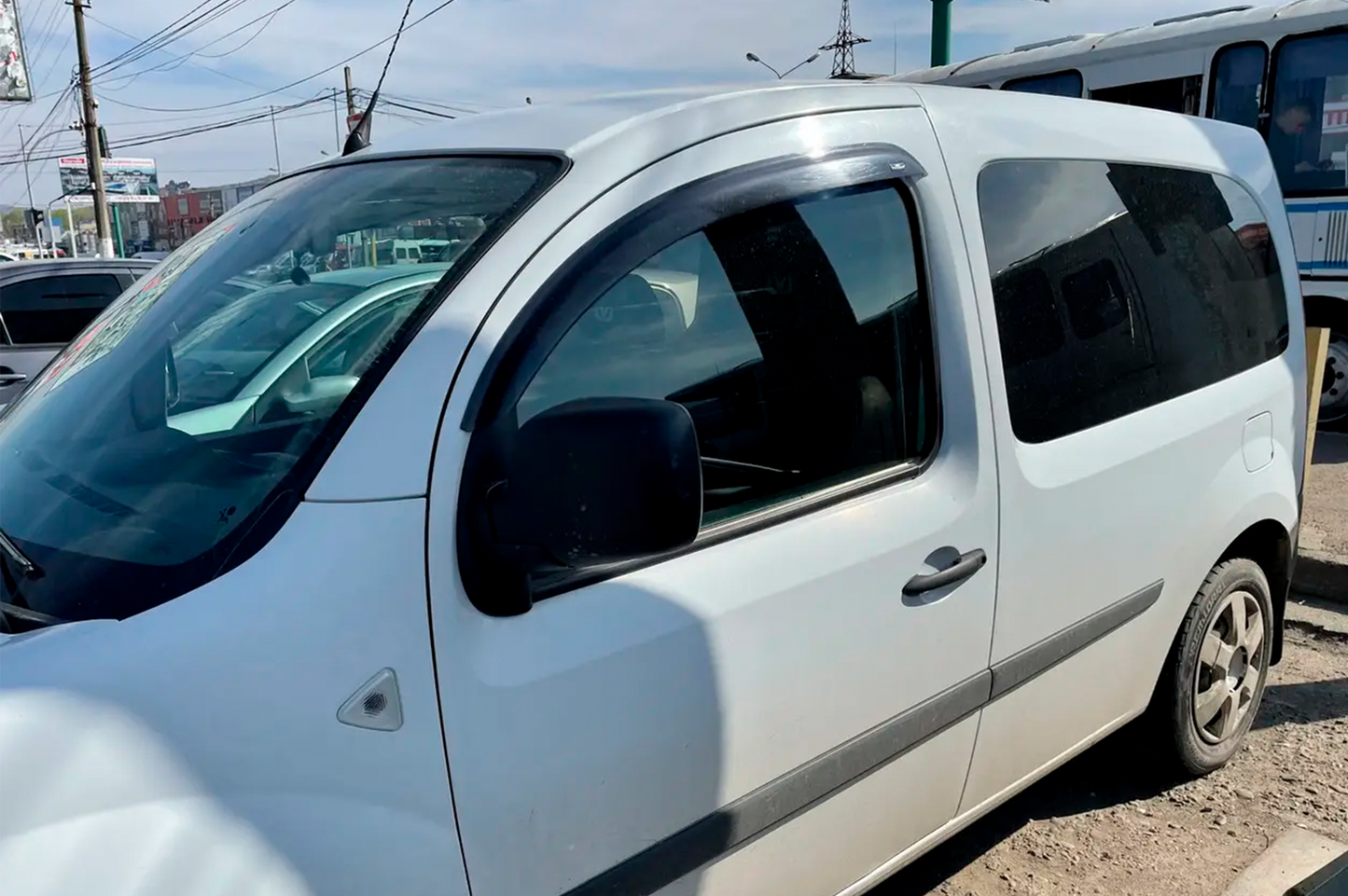 Window Deflectors (2 pcs, HIC) for Renault Kangoo 2008-2020 - image 1