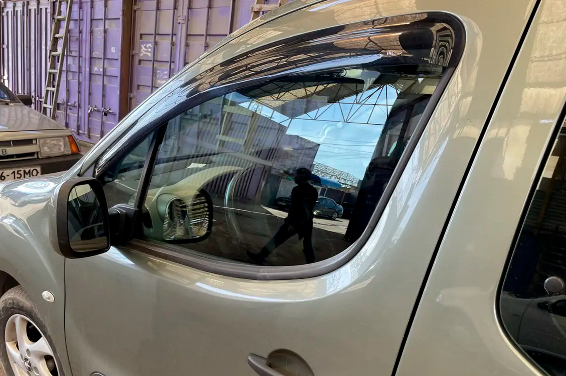 Window Deflectors (2 pcs, HIC) for Citroen Berlingo 2008-2018 - image 3