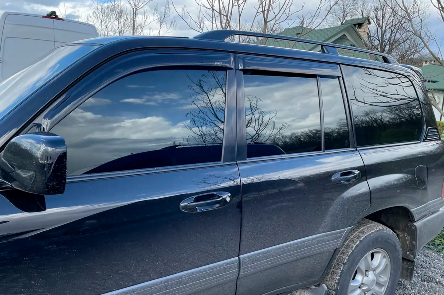 Window Deflectors (4 pcs, HIC) for Toyota Land Cruiser 100 1998-2007 - image 1