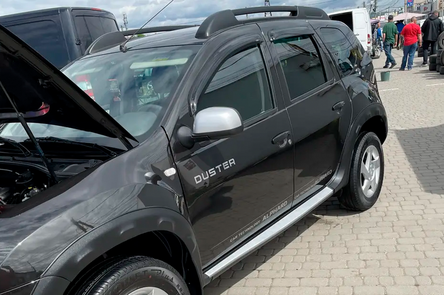 Window Deflectors (4 pcs, HIC) for Dacia Duster 2008-2018 - image 2
