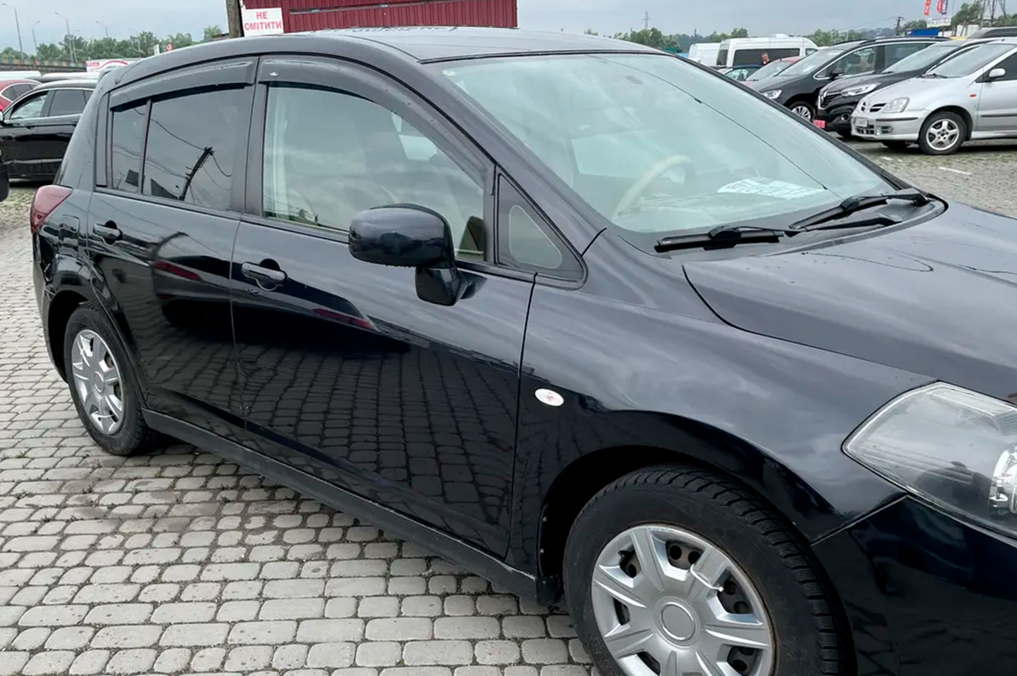 Window Deflectors HB (4 pcs, HIC) for Nissan Tiida 2004-2011 - image 1