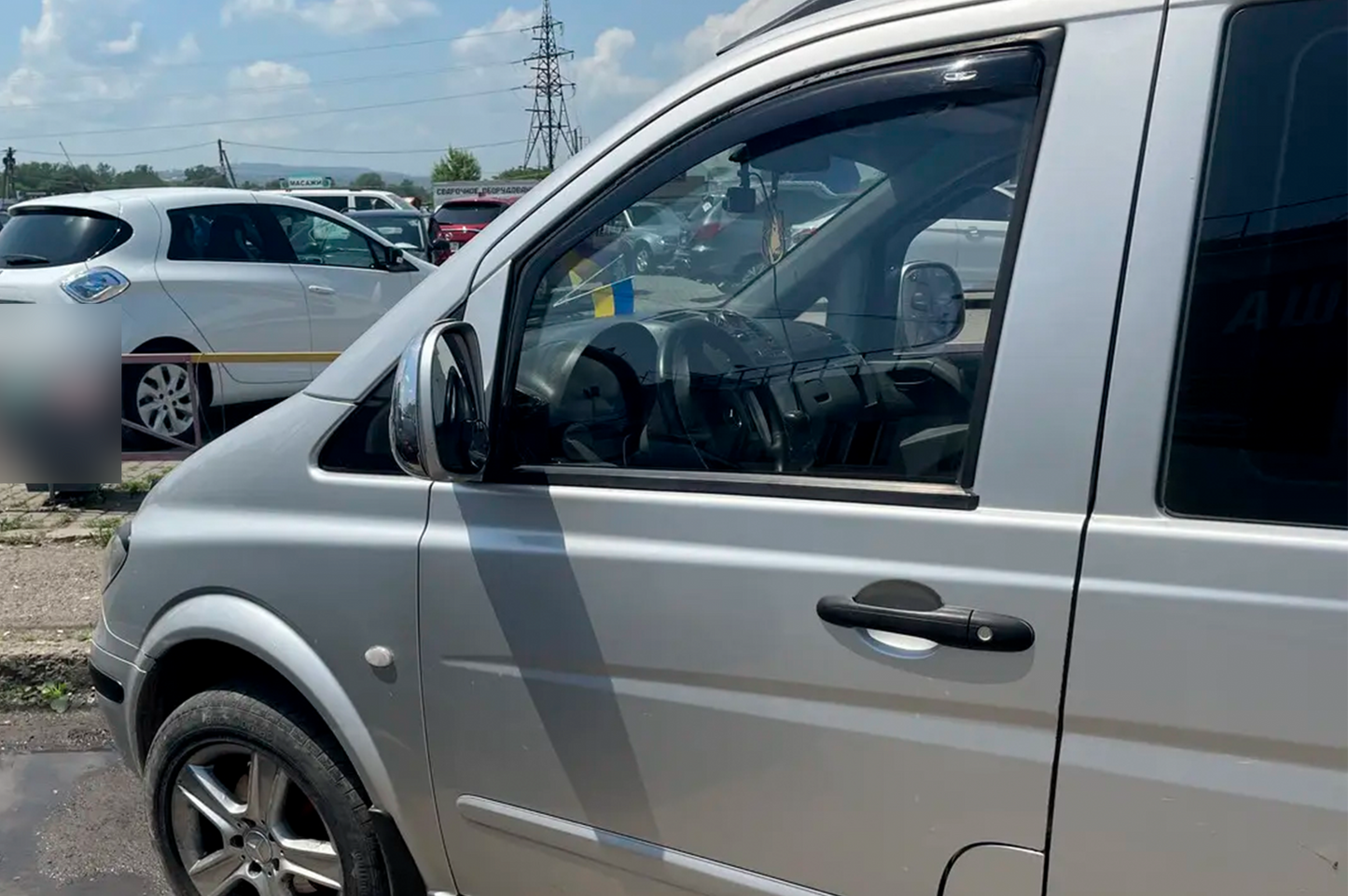 In-channel window deflectors (2 pcs, HIC) for Mercedes Viano 2004-2014 - image 7